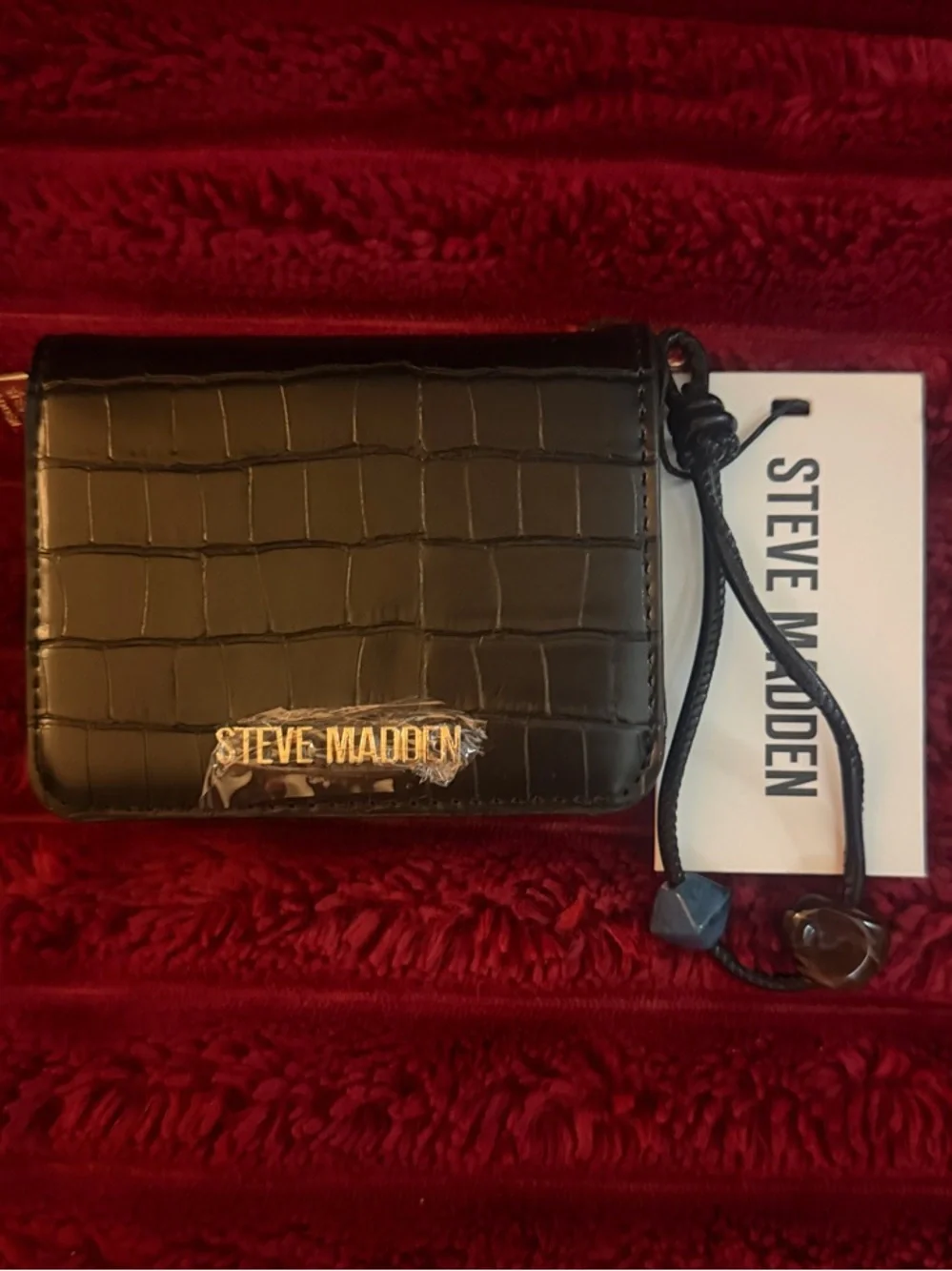 Steve Madden Black Leather Compact Zip Card Wallet with Charm